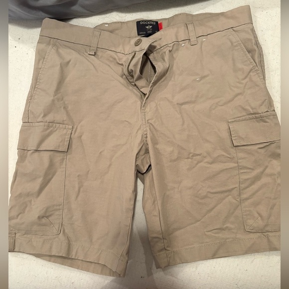 Dockers Other - Dockers Men’s Chino Shorts Khaki Size 33 Water<Less 9” Inseam